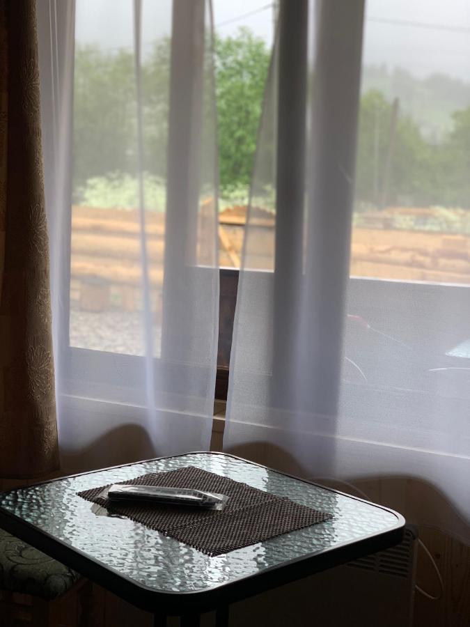 Vv Hotell Vorochta Exteriör bild