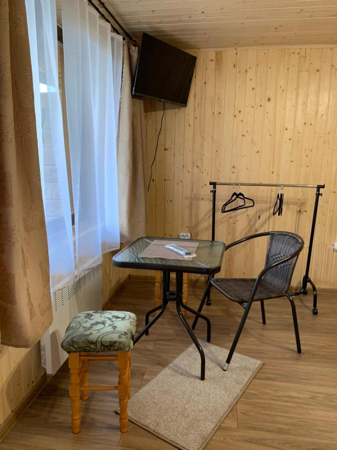 Vv Hotell Vorochta Exteriör bild